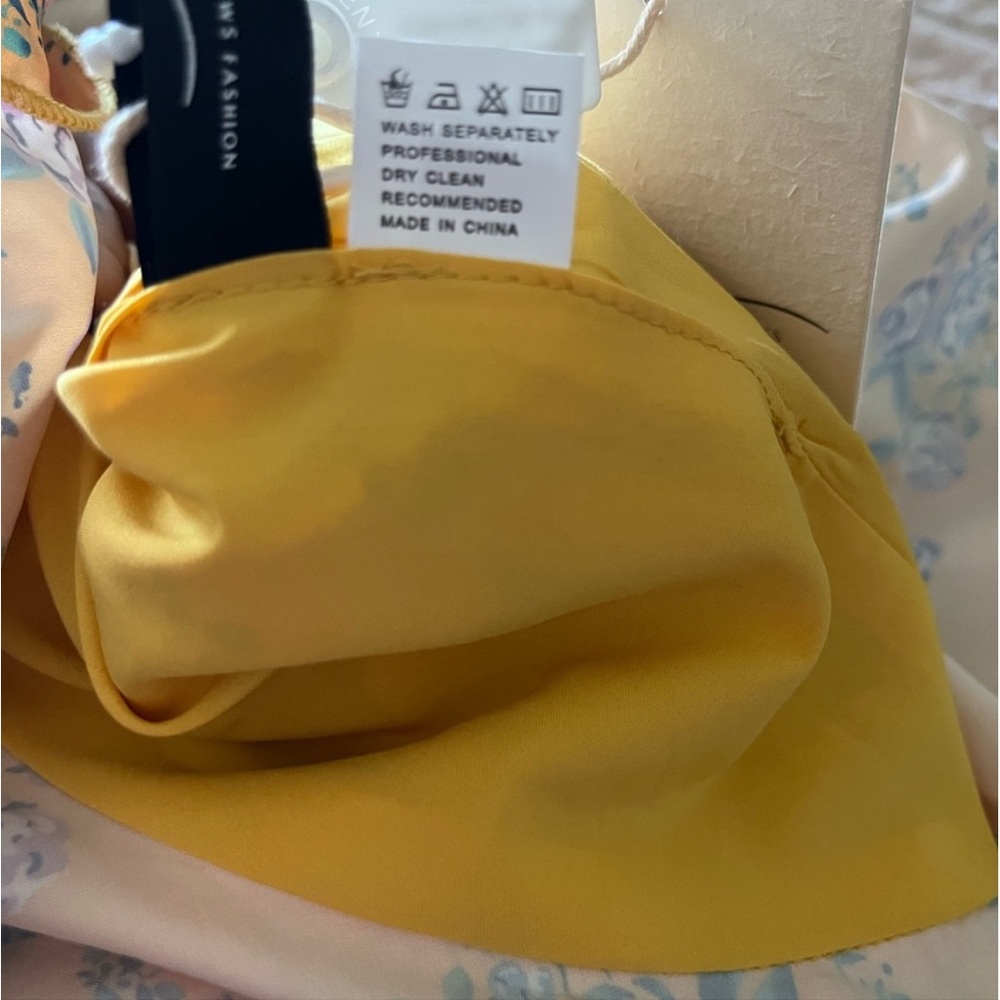 Asymmetrical One-Shoulder Yellow Floral Ruffle Dress NWT - Picture 14 of 14